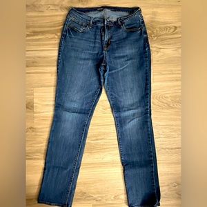 Old Navy Jeans - Curvy Midrise Straight Leg